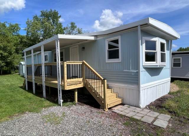 Property at 1114 State Route 28, Branchburg Twp., NJ 08876-3379, 2 beds, 1 bath