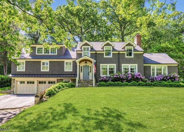Property at 16 Sweetbriar Rd, Summit City, NJ 07901-3256, 5 beds, 3.5 baths