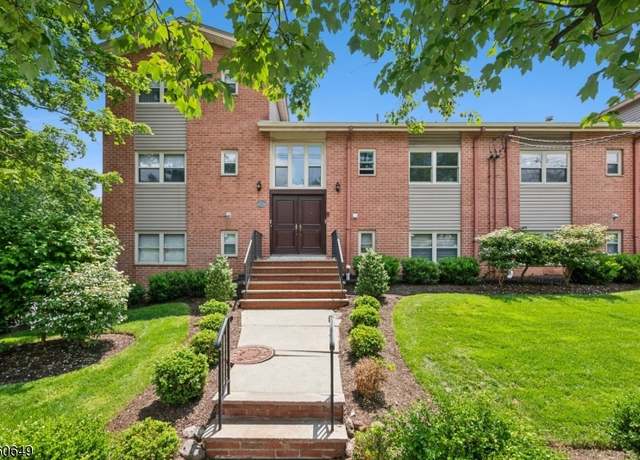 Property at 29 Upper Mountain Ave #4, Montclair Twp., NJ 07042-1747, 2 beds, 2 baths