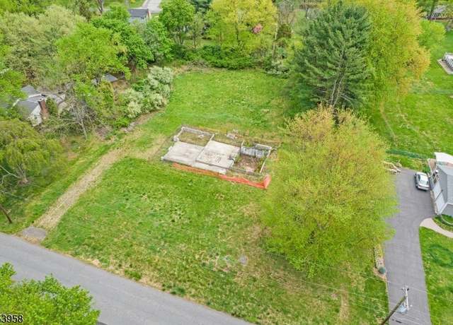 Property at 10 Concord Rd, Clinton Twp., NJ 08833-4337
