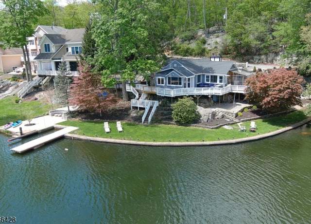 Property at 229A Squaw Trl, Andover, NJ 07821-2800, 3 beds, 1.5 baths