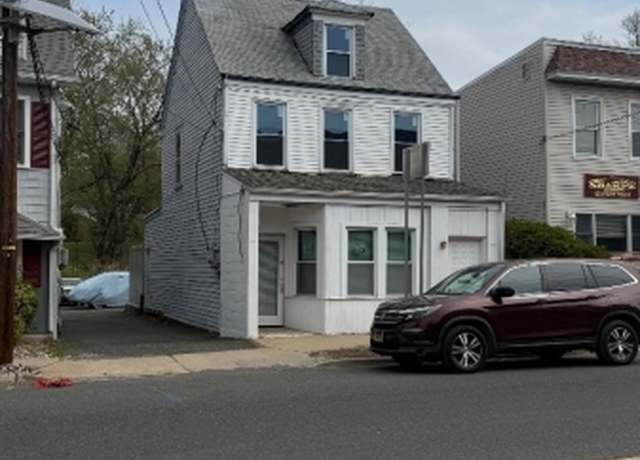Property at 2210 Millburn Ave, Maplewood Twp., NJ 07040-2605, 3 beds, 2.5 baths