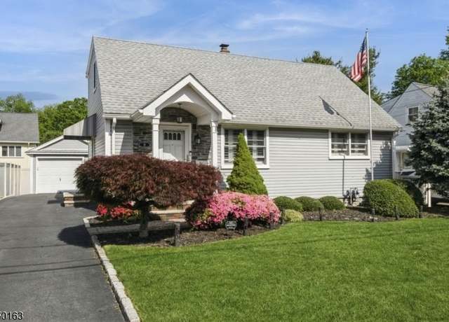 Property at 31 Craig Pl, Bloomfield Twp., NJ 07003-5507, 3 beds, 3 baths