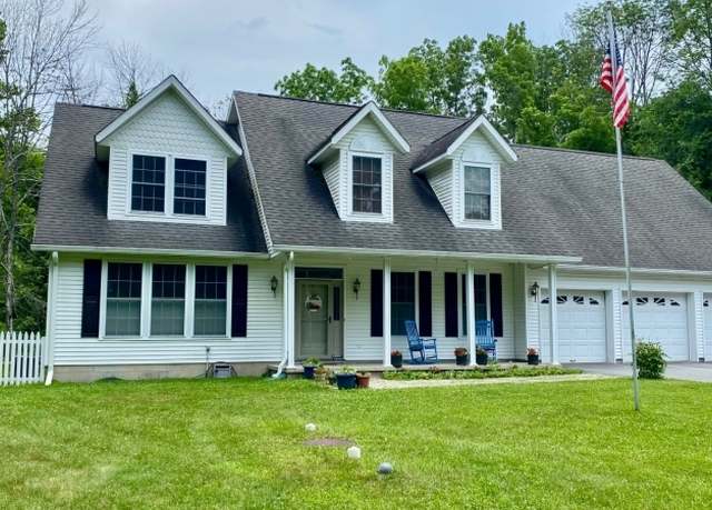 Property at 66 Lake Wallkill Rd, Vernon Twp., NJ 07461, 5 beds, 4.5 baths