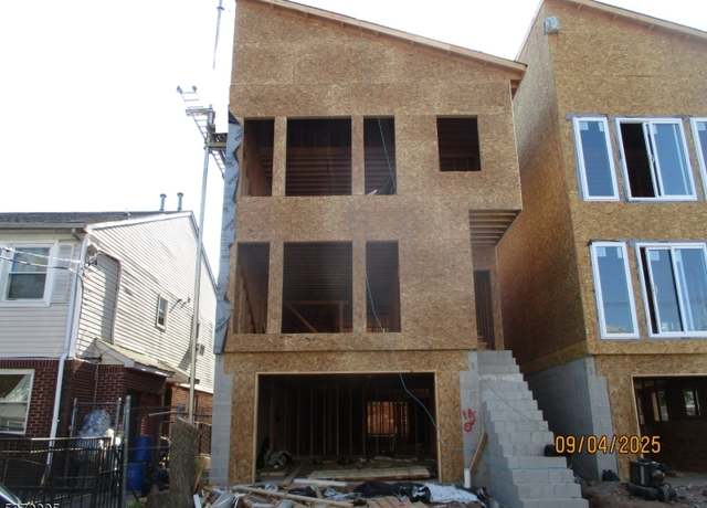 Property at 436 S 11Th St, Newark City, NJ 07103, 8 beds, 5 baths