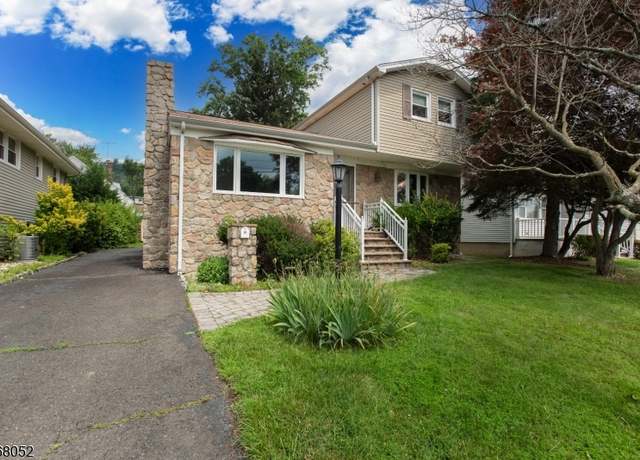 Property at 18 Lenox Ave, Green Brook Twp., NJ 08812-2522, 3 beds, 2 baths