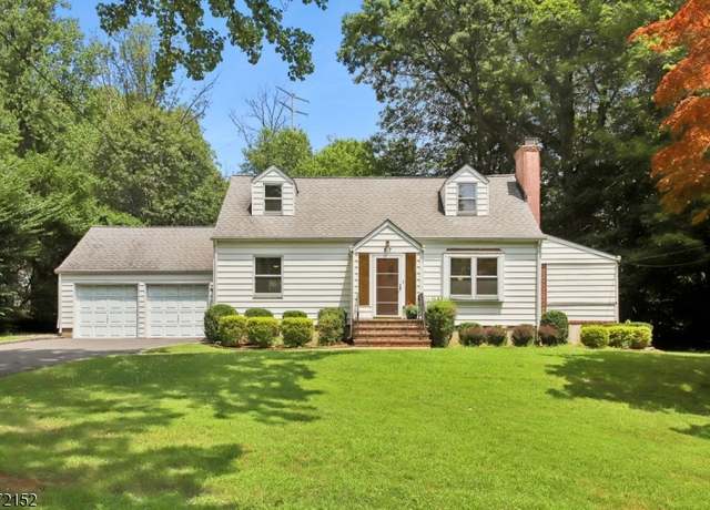 Property at 17 Sycamore Ave, Berkeley Heights Twp., NJ 07922-1614, 3 beds, 2 baths