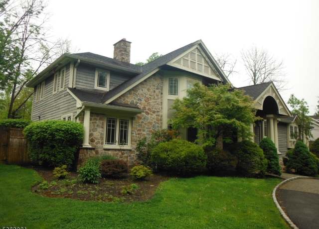 Property at 496 White Oak Ridge Rd, Millburn Twp., NJ 07078-1271, 4 beds, 2.5 baths