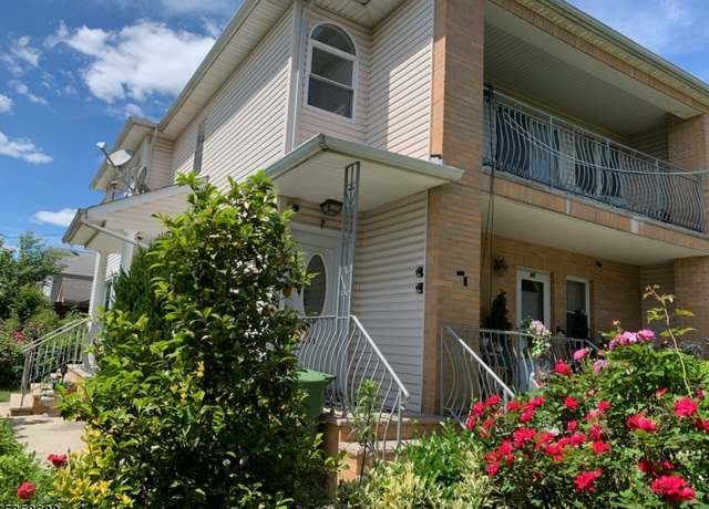 Property at 40 W Munsell Ave, Linden City, NJ 07036-4407, 4 beds, 5 baths