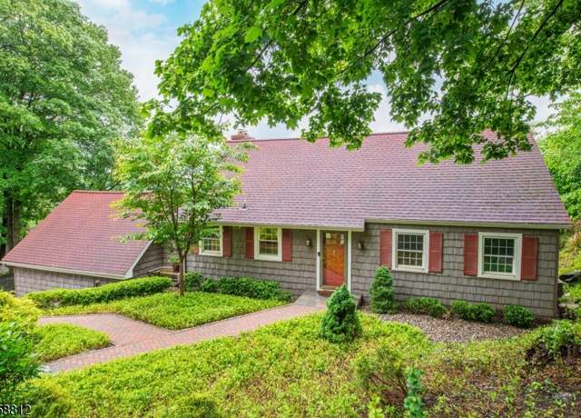 Property at 135 Alpine Trl, Sparta Twp., NJ 07871-1405, 4 beds, 3 baths
