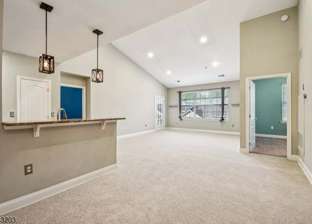 Property at 1309 Meadow Brook Ct, Hanover Twp., NJ 07981-1239, 2 beds, 2 baths
