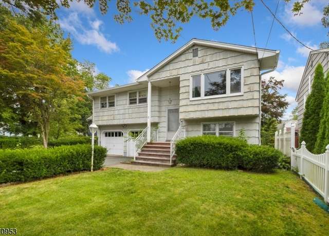 Property at 2 Riekens Trl, Denville Twp., NJ 07834, 3 beds, 1.5 baths