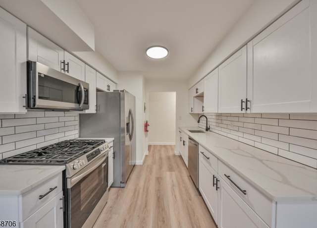 Property at 401 US Highway 22 Unit 37 D, North Plainfield Boro, NJ 07060-3802, 2 beds, 1 bath