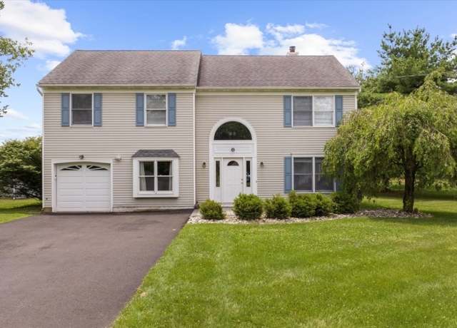 Property at 29 Hilltop Ave, Frenchtown Boro, NJ 08825-1005, 4 beds, 2.5 baths