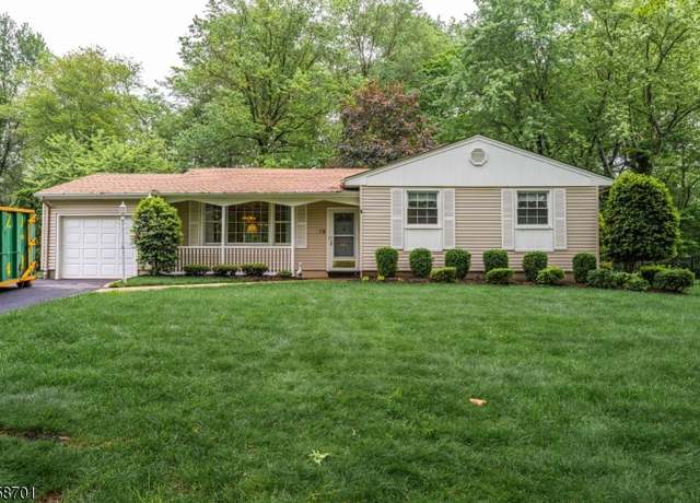 Property at 72 Brookside Dr, New Providence Boro, NJ 07974-2505, 2 beds, 3 baths