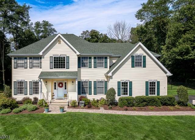 Property at 1 Arrow Ct, Mount Olive Twp., NJ 07836-4103, 4 beds, 2.5 baths