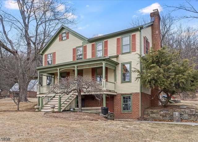 Property at 3 Mountainside Rd, Mendham Twp., NJ 07945-2020, 5 beds, 2.5 baths