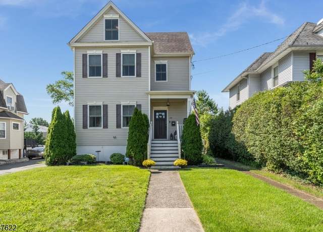 Property at 36 E Grant Ave, Roselle Park, NJ 07204, 4 beds, 1.5 baths