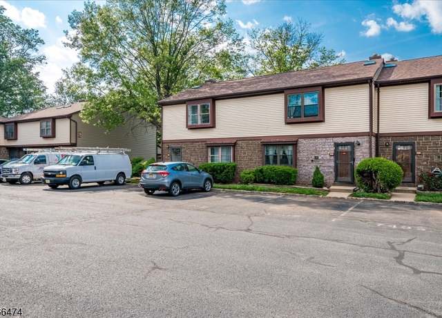 Property at 7402 Hana Rd, Edison Twp., NJ 08817-2556, 2 beds, 1.5 baths