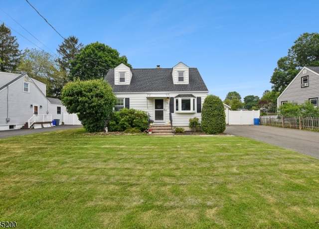 Property at 9 John St, Roxbury Twp., NJ 07847-2585, 3 beds, 1 bath