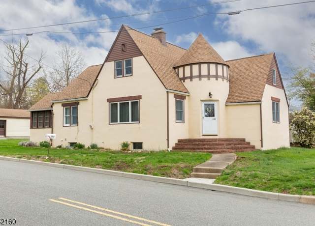 Property at 152 Ridgedale Ave, Hanover Twp., NJ 07927-1808, 3 beds, 1 bath