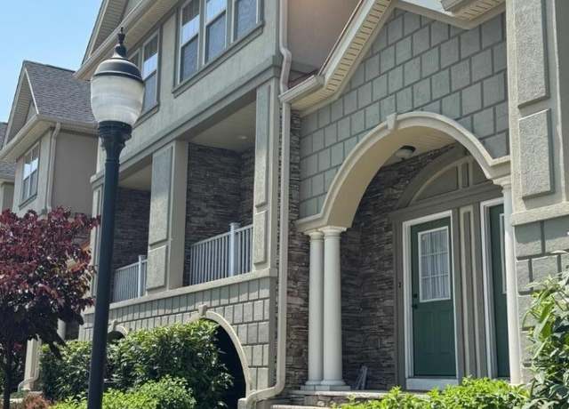 Property at 726 Green Ln, Union Twp., NJ 07083-7766, 3 beds, 3.5 baths