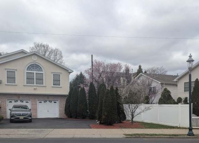 Property at 452 Irvington Ave, South Orange Village Twp., NJ 07079-2541, 4 beds, 2.5 baths
