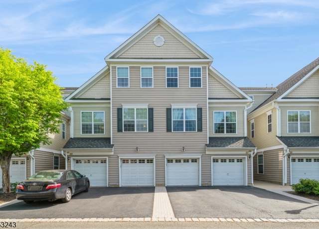 Property at 39 Swing Bridge Lane Condo #39, South Bound Brook Boro, NJ 08880-1492, 2 beds, 2.5 baths