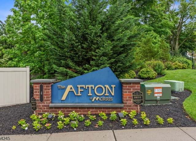 Property at 4 Hanover Rd #1, Florham Park Boro, NJ 07932-1803, 3 beds, 3.5 baths