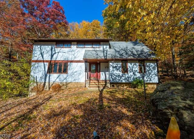 Property at 189 Hurd St, Mine Hill Twp., NJ 07803-3209, 4 beds, 2.5 baths