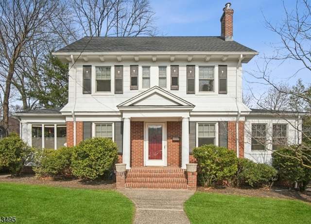 Property at 39 Collinwood Rd, Maplewood Twp., NJ 07040-1035, 4 beds, 2 baths