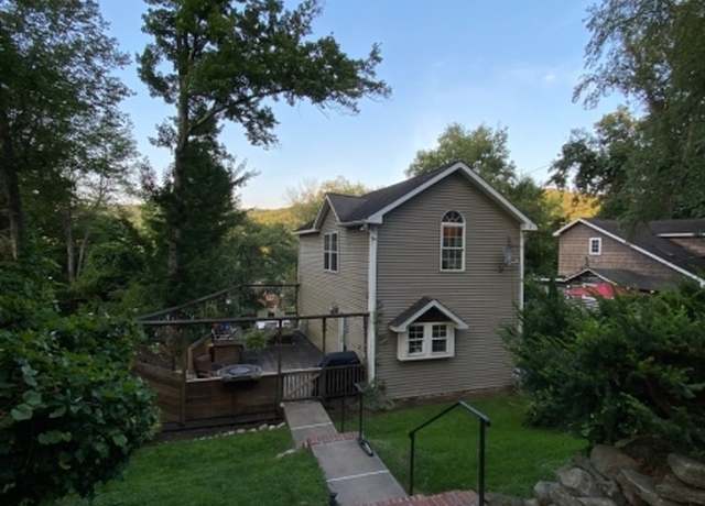Property at 3 Birch Rd, Vernon Twp., NJ 07461-5406, 2 beds, 1 bath