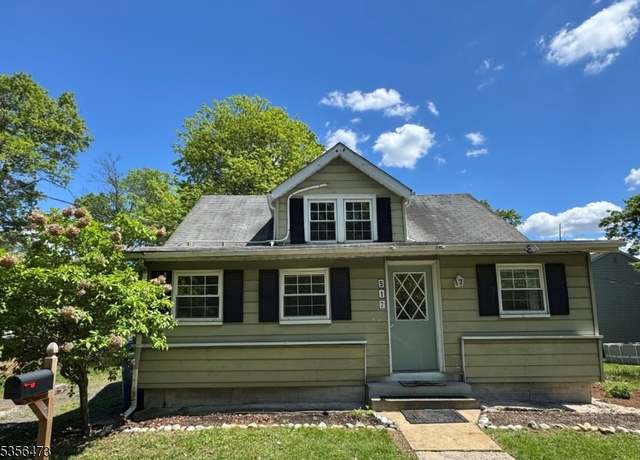Property at 517 Madison Ave, Franklin Twp., NJ 08873-7014, 4 beds, 2 baths