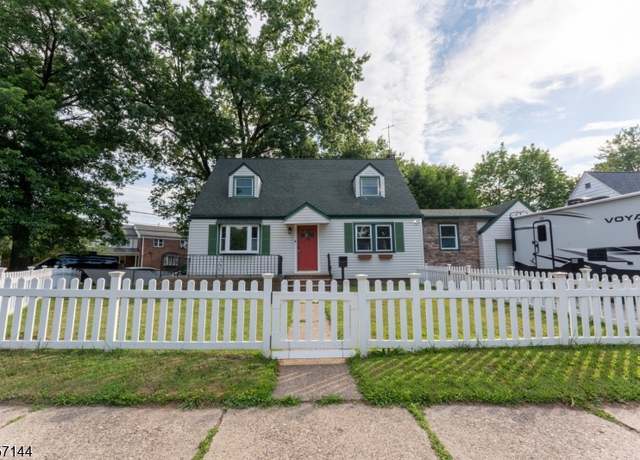 Property at 155 Liberty Rd, Teaneck Twp., NJ 07621-4510, 4 beds, 2 baths