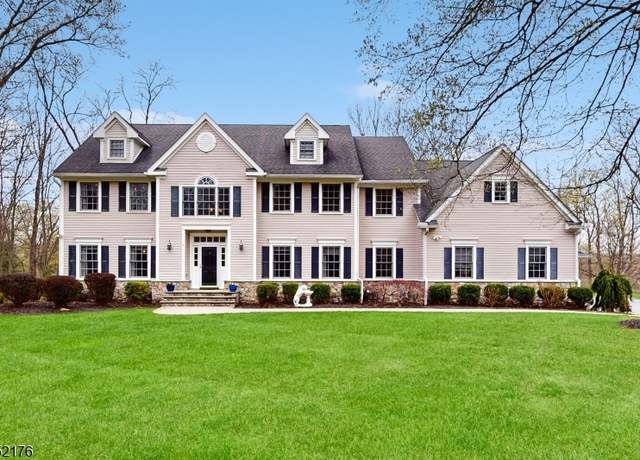 Property at 2 Farmhouse Ln, Mendham Boro, NJ 07945-1120, 5 beds, 4 baths