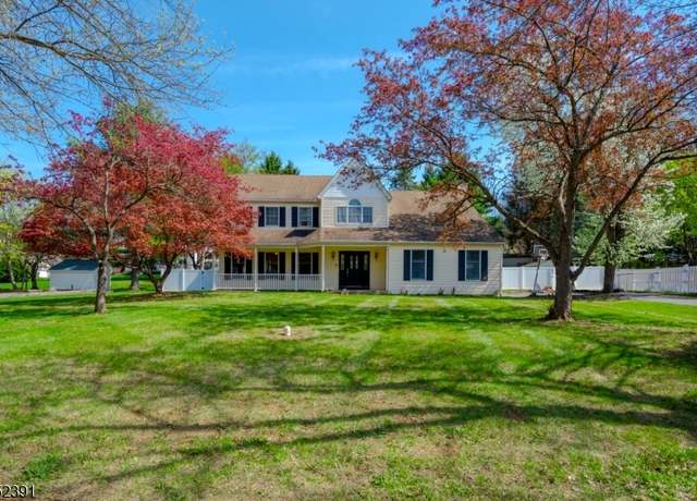 Property at 7 Inverrary Ave, Washington Twp., NJ 07882-1500, 4 beds, 2.5 baths