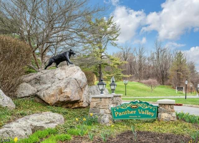 Property at 9 Quail Run, Allamuchy Twp., NJ 07840-2913, 2 beds, 2 baths