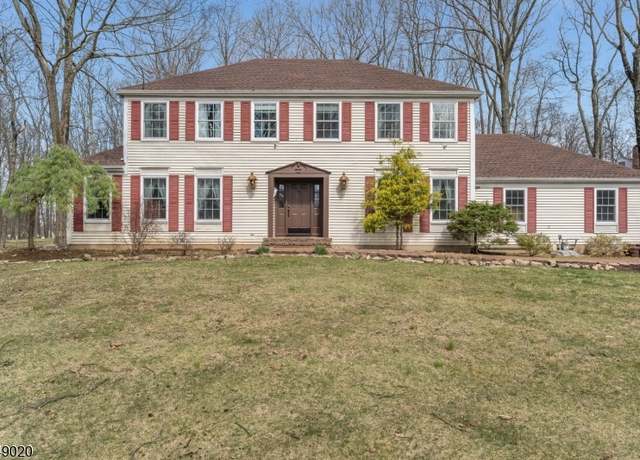 Property at 47 Markham Dr, Washington Twp., NJ 07853-3405, 4 beds, 2.5 baths