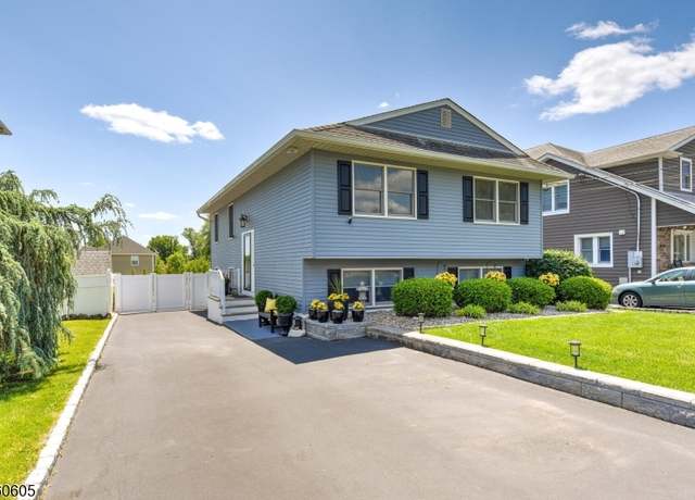 Property at 81 Pine St, Bridgewater Twp., NJ 08807-2749, 3 beds, 2.5 baths