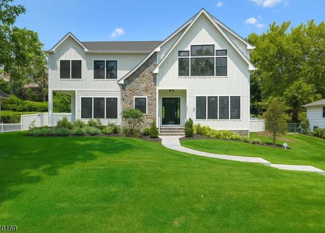 Property at 14 Argyle Ct, Summit City, NJ 07901-3702, 7 beds, 6.5 baths