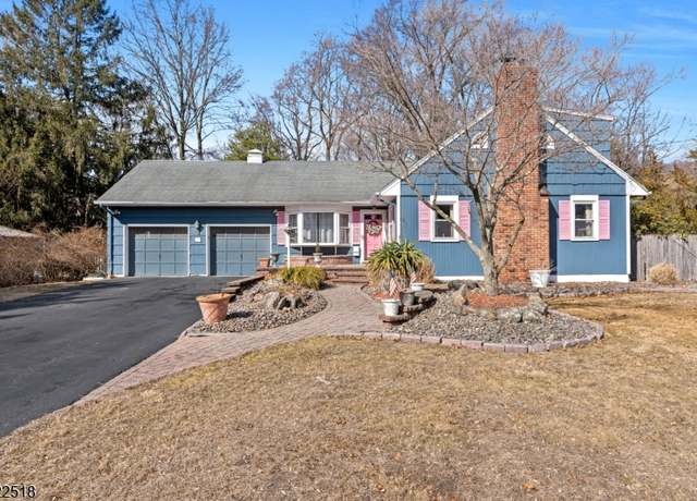 Property at 609 Encampment Dr, Bound Brook Boro, NJ 08805-1412, 4 beds, 2.5 baths