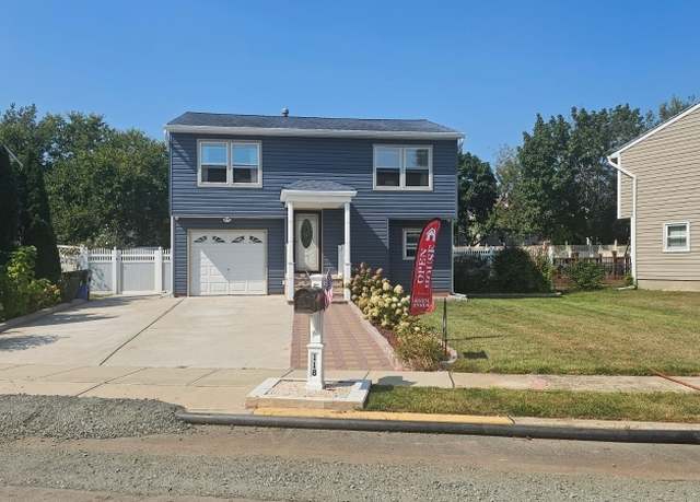 Property at 118 Prospect St, Franklin Twp., NJ 08873-2622, 3 beds, 1.5 baths
