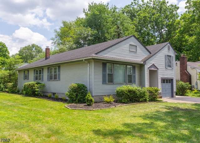 Property at 126 Hickson Dr, New Providence Boro, NJ 07974-2530, 4 beds, 2.5 baths