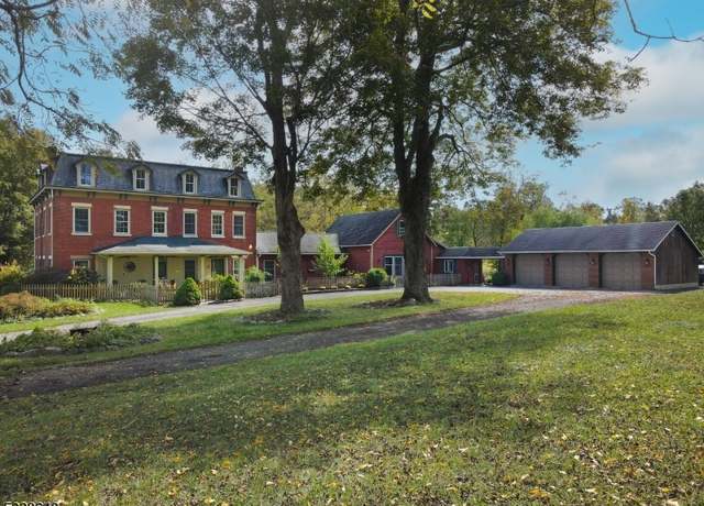 Property at 17 Havens Rd, Wantage Twp., NJ 07461-3926, 8 beds, 4.5 baths