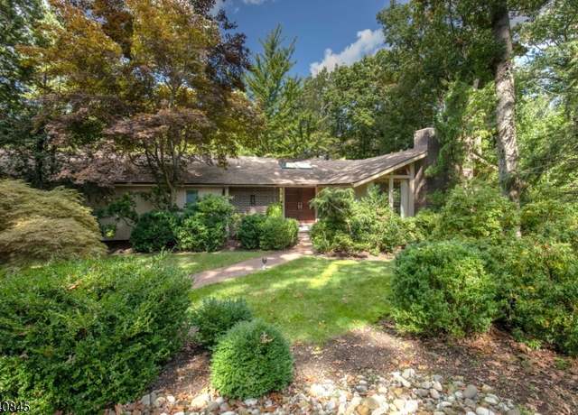 Property at 145 Nottingham Dr, Watchung Boro, NJ 07069-6139, 4 beds, 3.5 baths