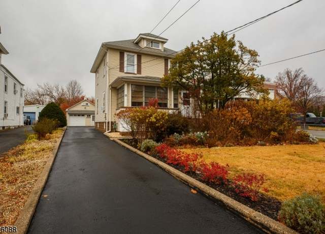 Property at 25 E Henry St, Linden City, NJ 07036-2901, 3 beds, 1.5 baths