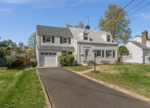 Property at 215 Lawrence Ave, North Plainfield Boro, NJ 07063-1622, 3 beds, 1.5 baths
