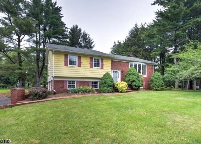 Property at 178 Tanglewood Dr, Branchburg Twp., NJ 08876-3544, 3 beds, 2.5 baths