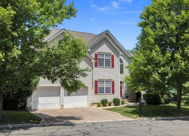 Property at 6 Bowers Dr, Allamuchy Twp., NJ 07840-4851, 4 beds, 2.5 baths