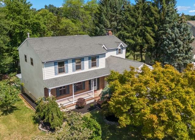 Property at 522 New Brunswick Rd, Franklin Twp., NJ 08873-1658, 4 beds, 2.5 baths